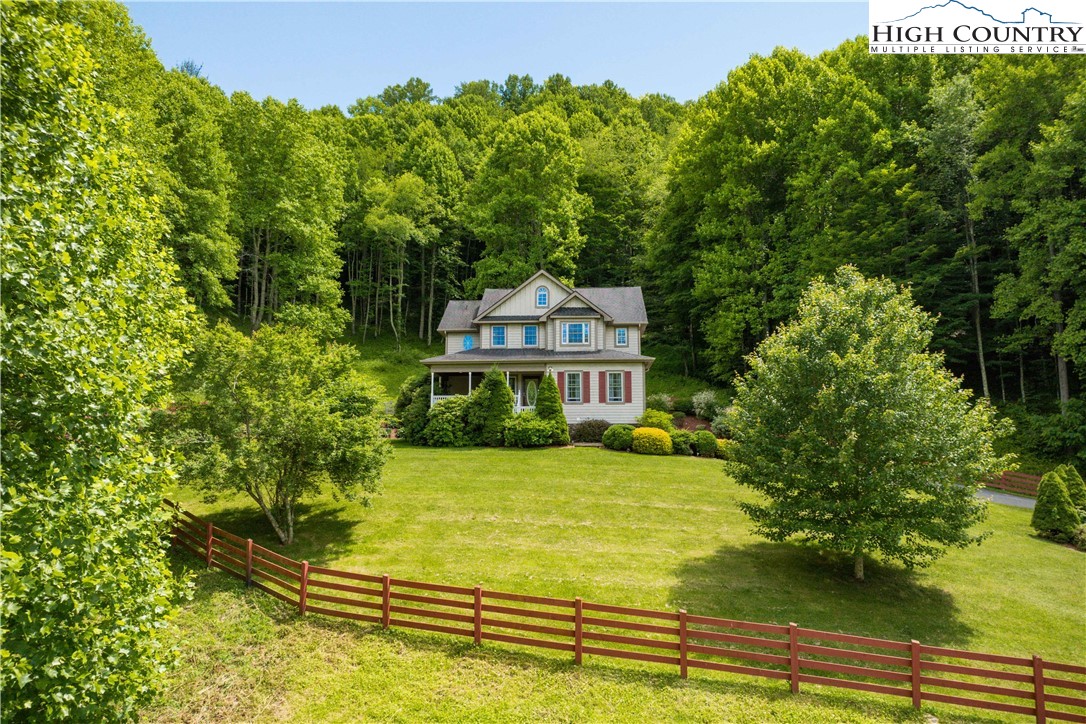 1527 Mabel School Road Property Photo 6