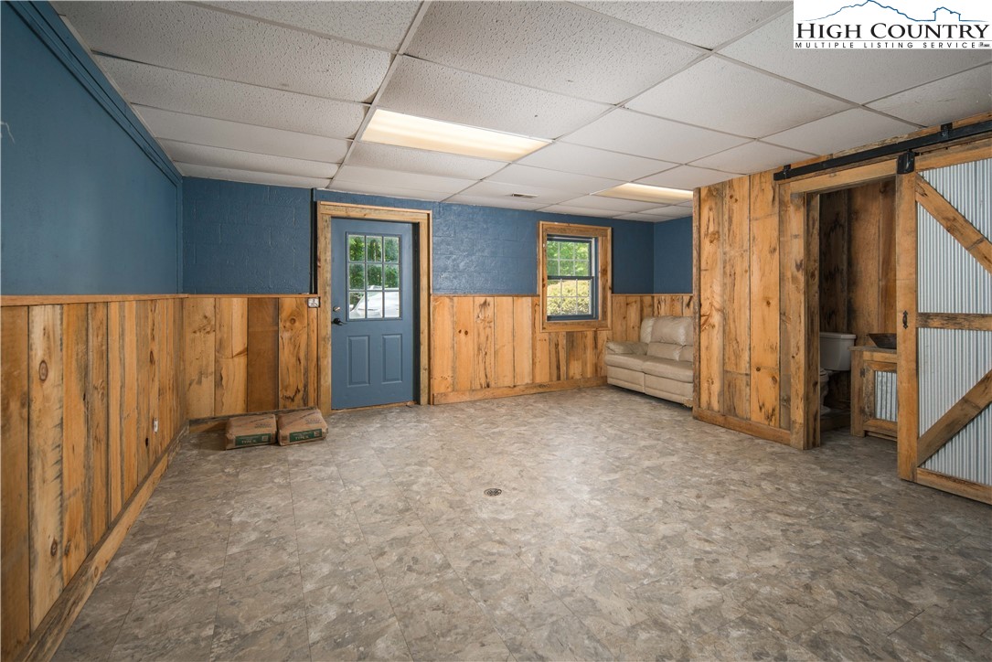 1527 Mabel School Road Property Photo 35
