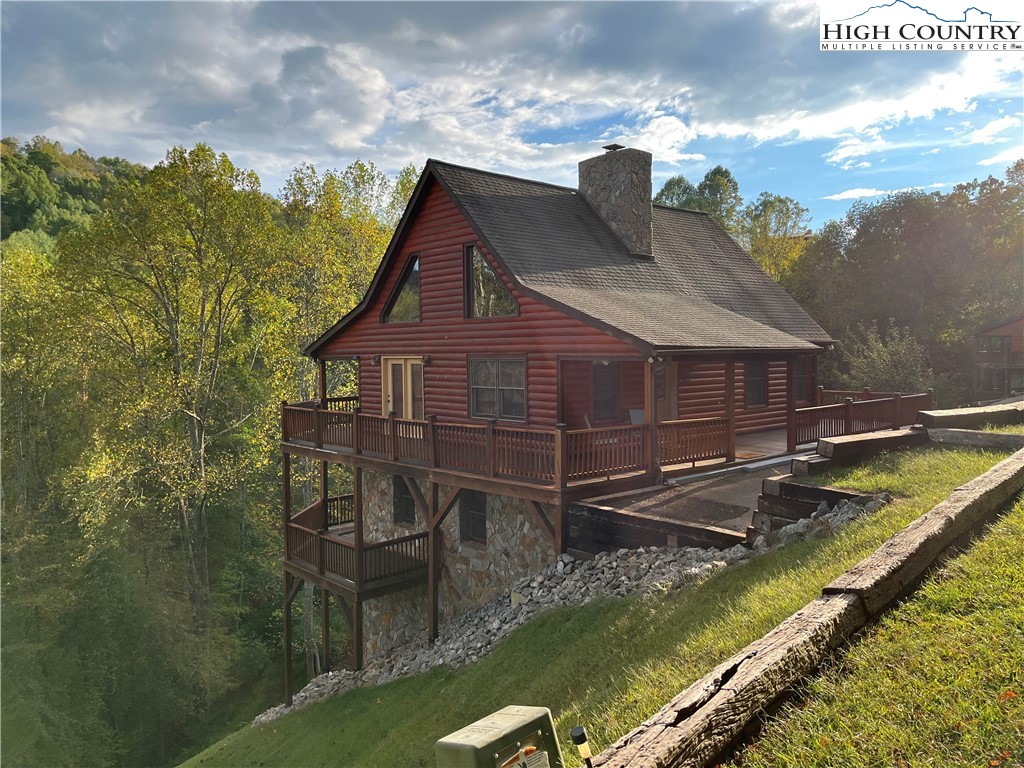 120 New Ridge Lane Property Photo 1