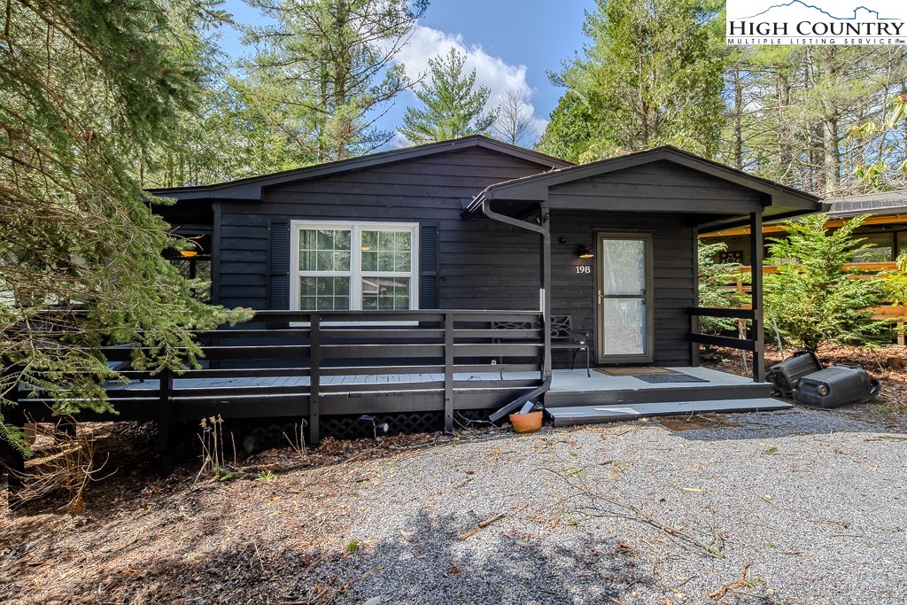 198 Black Pine Road Property Photo 1