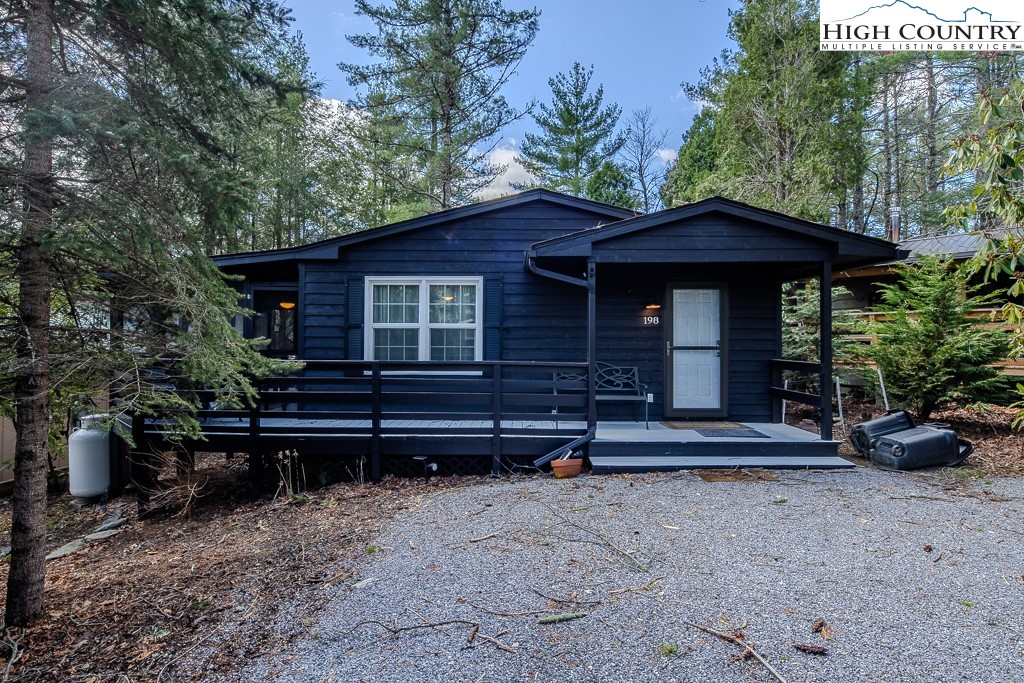 198 Black Pine Road Property Photo 6