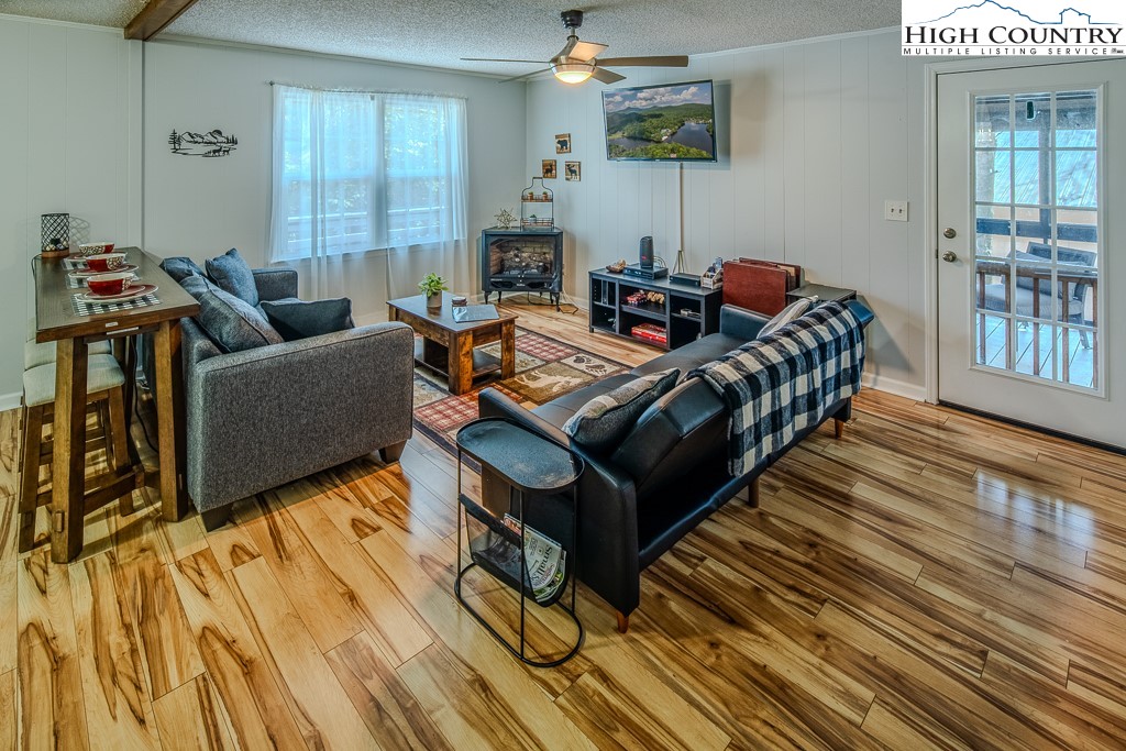 198 Black Pine Road Property Photo 10