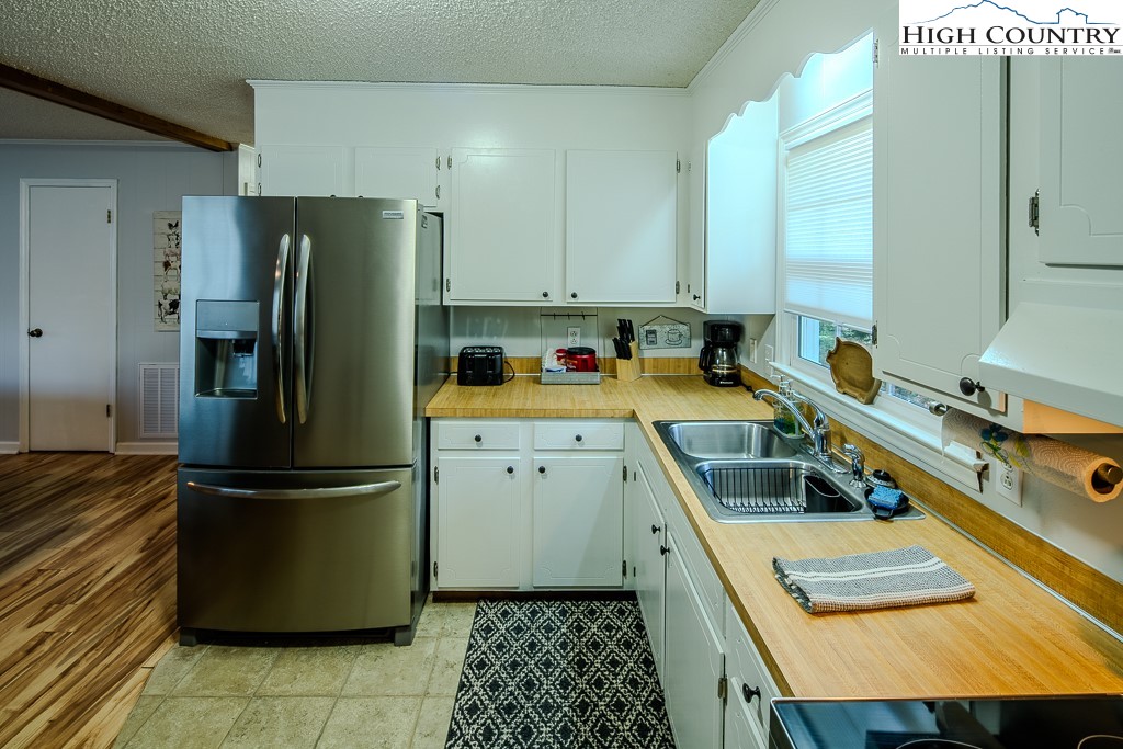 198 Black Pine Road Property Photo 12