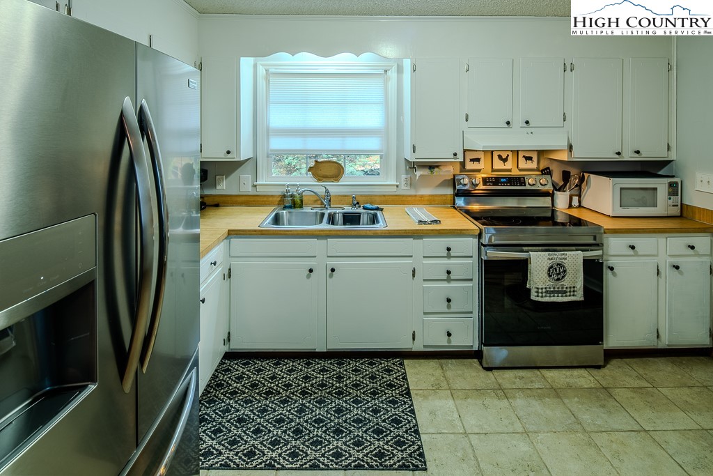 198 Black Pine Road Property Photo 14