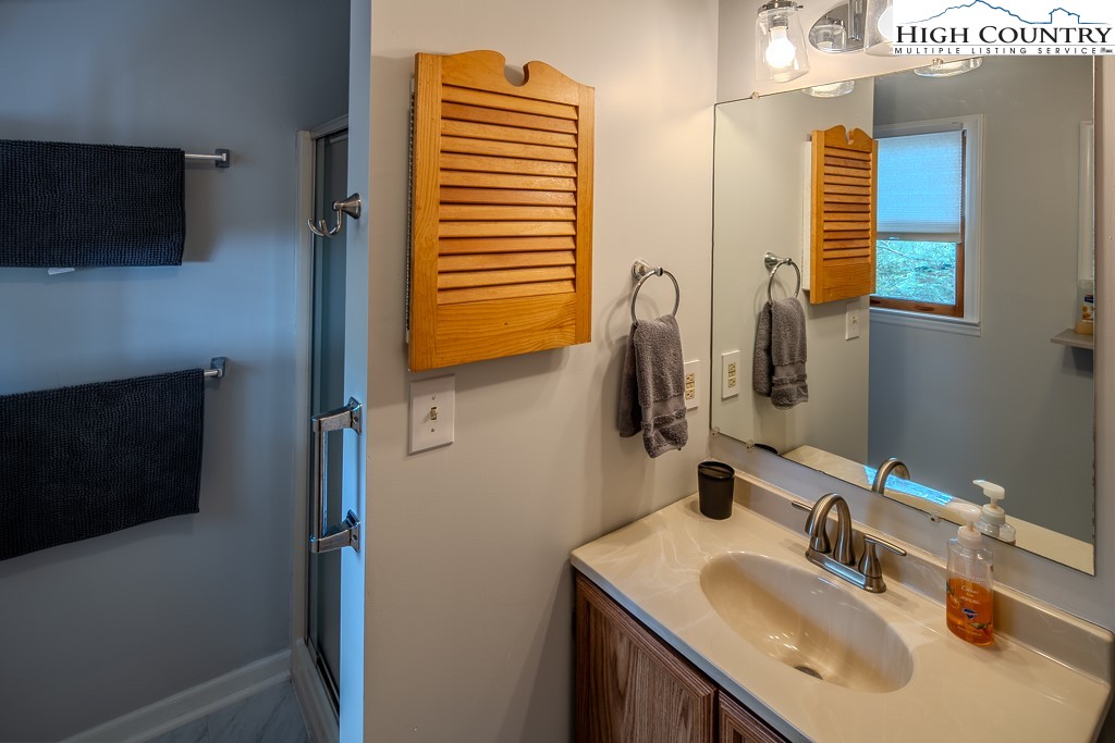 198 Black Pine Road Property Photo 21