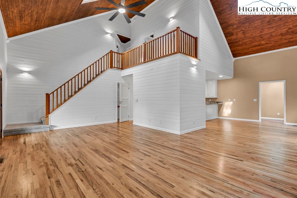 230 Woodbriar Drive Property Photo 18