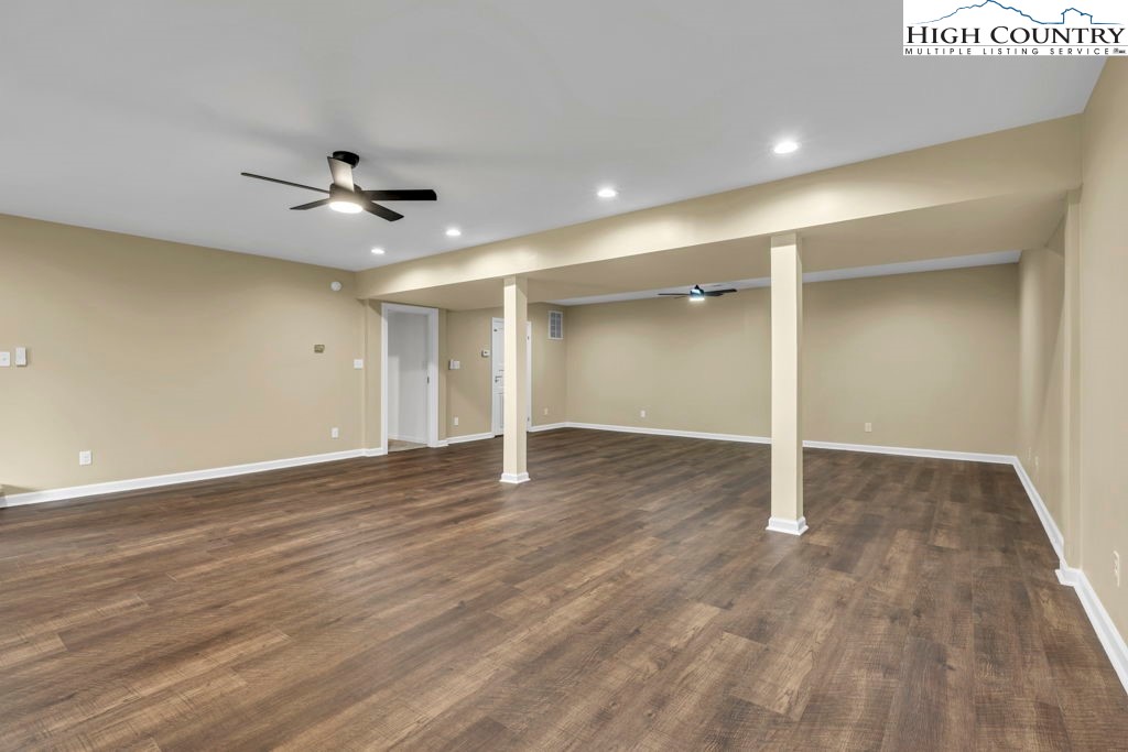 230 Woodbriar Drive Property Photo 35