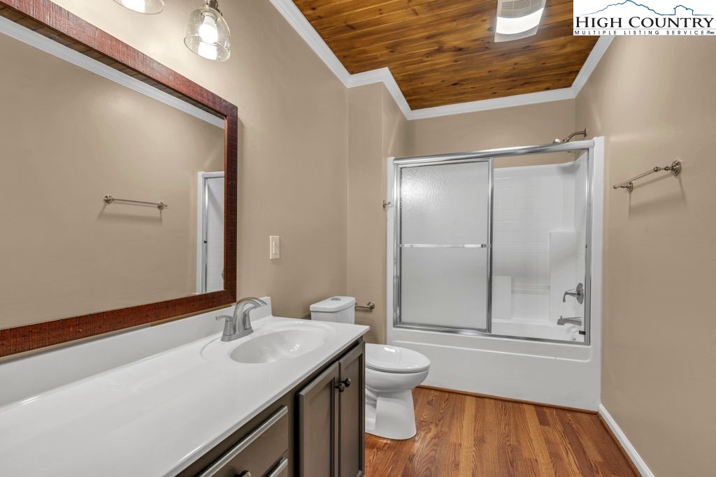 230 Woodbriar Drive Property Photo 40
