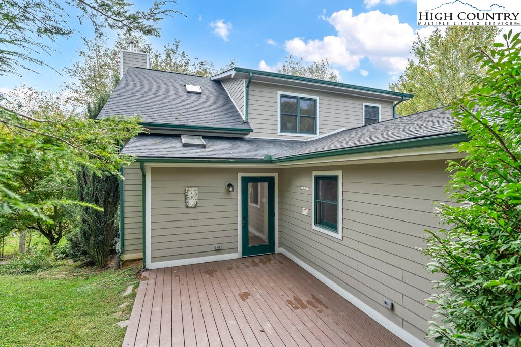 230 Woodbriar Drive Property Photo 45