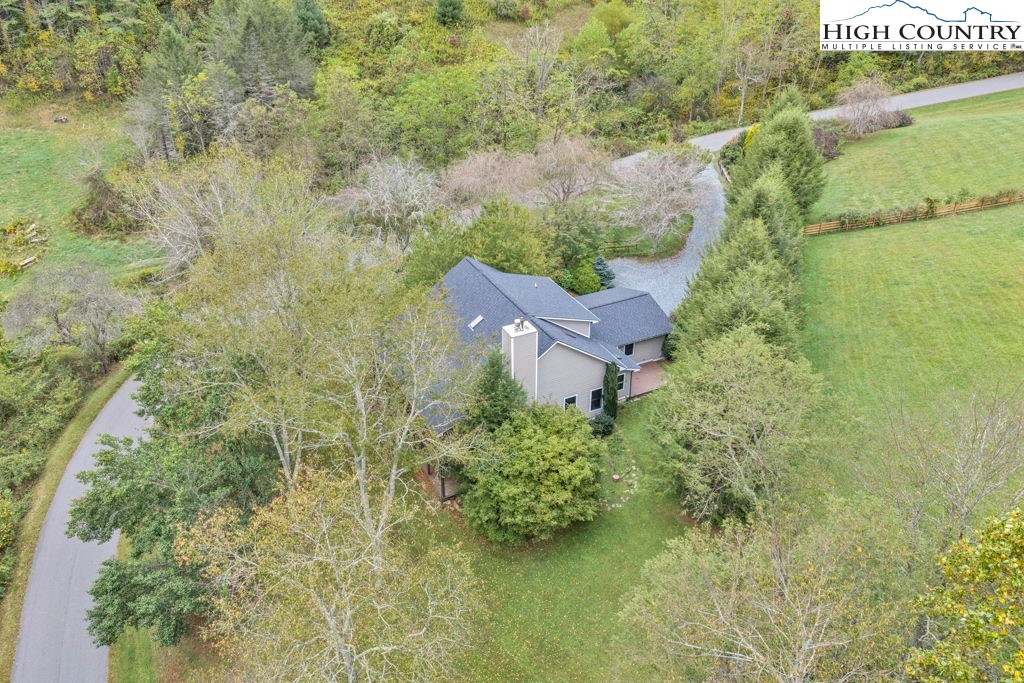 230 Woodbriar Drive Property Photo 49