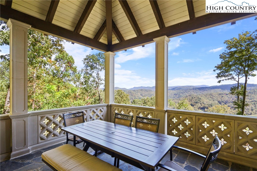 5742 Nc Highway 194 S Property Photo 17