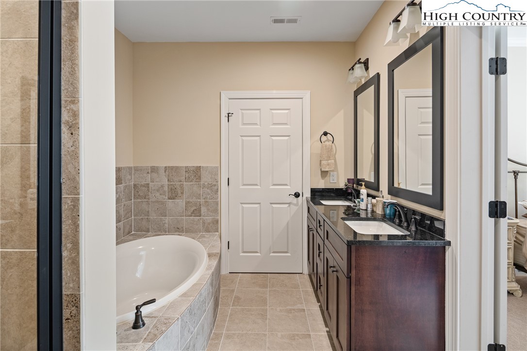 155 Gateway Drive 201 Property Photo 15