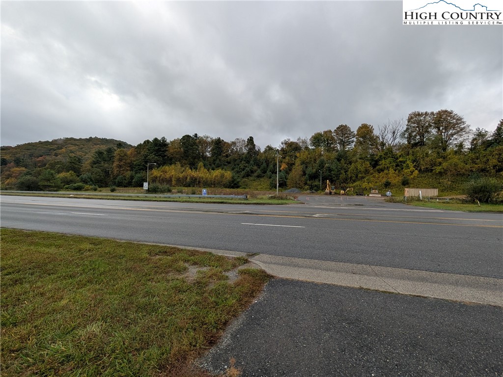 2704 S Us Hwy. 421 Property Photo 1