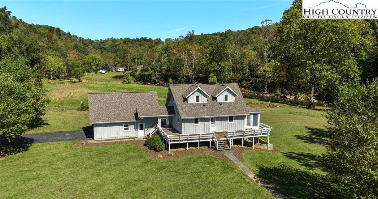 410 River Drive Property Photo 1