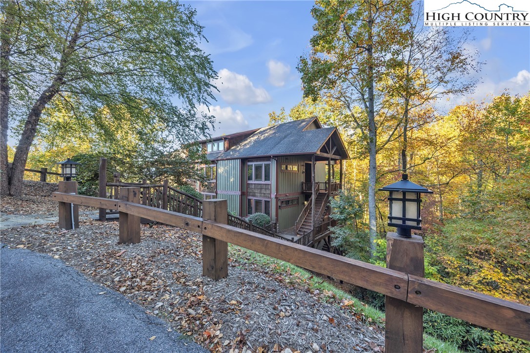 89 Springhouse Drive A4 Property Photo 1
