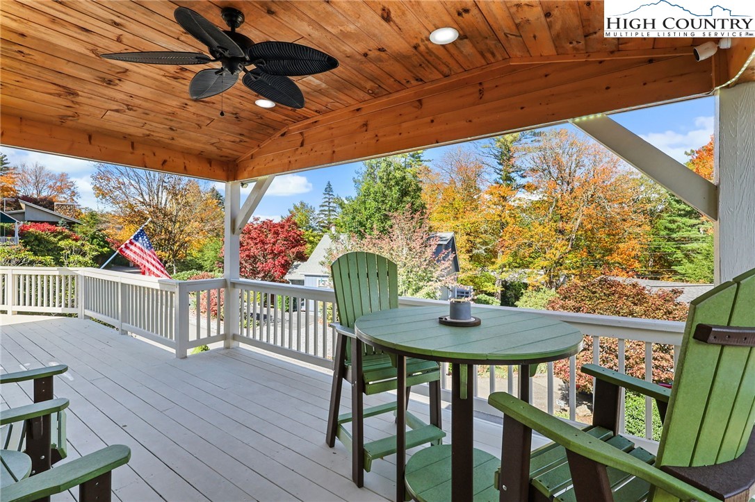 228 Snowshoe Loop Property Photo 18