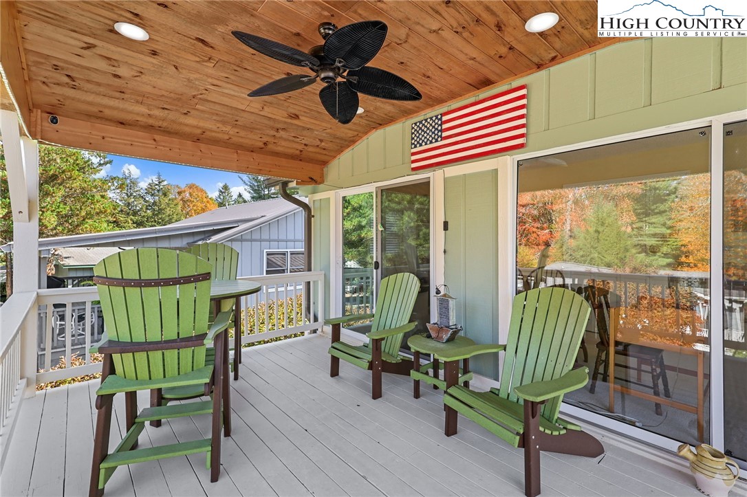 228 Snowshoe Loop Property Photo 19