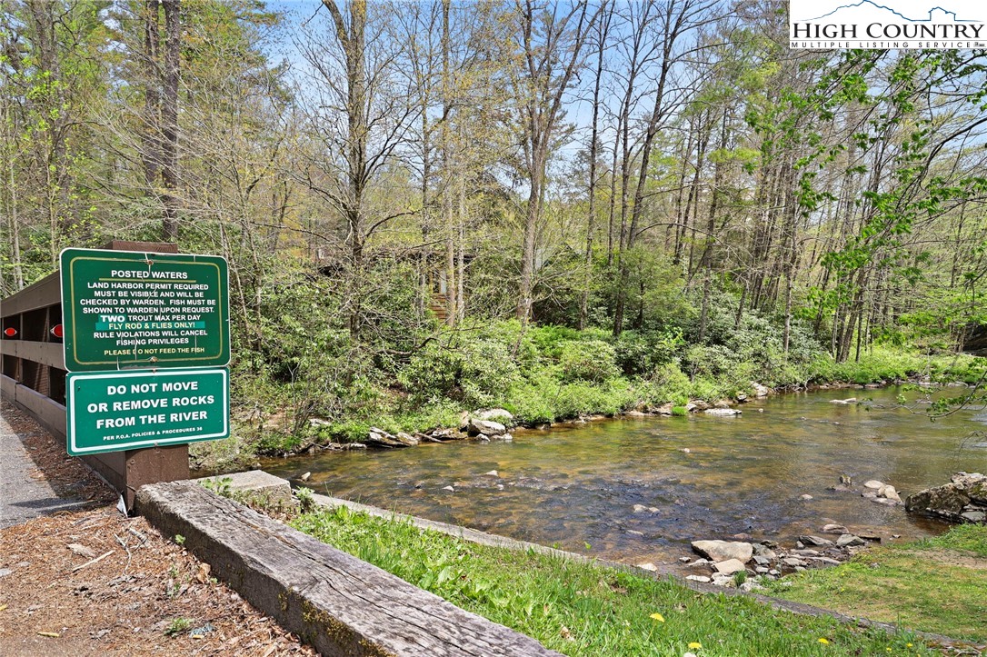 228 Snowshoe Loop Property Photo 42