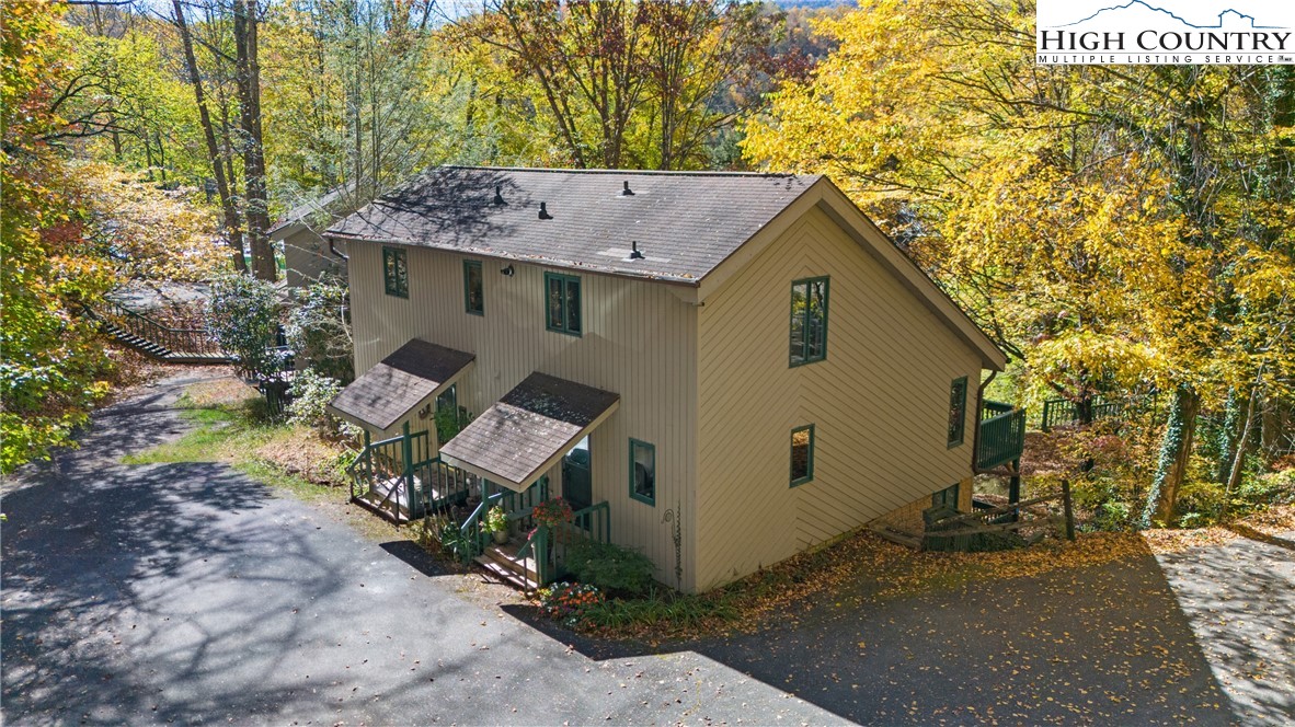 142 S Slope Loop J3 Property Photo 1