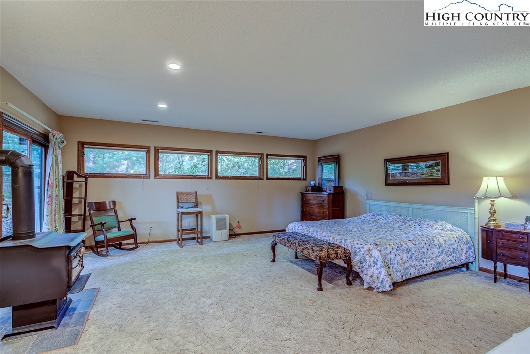 249 Red Bird Lane Property Photo 4