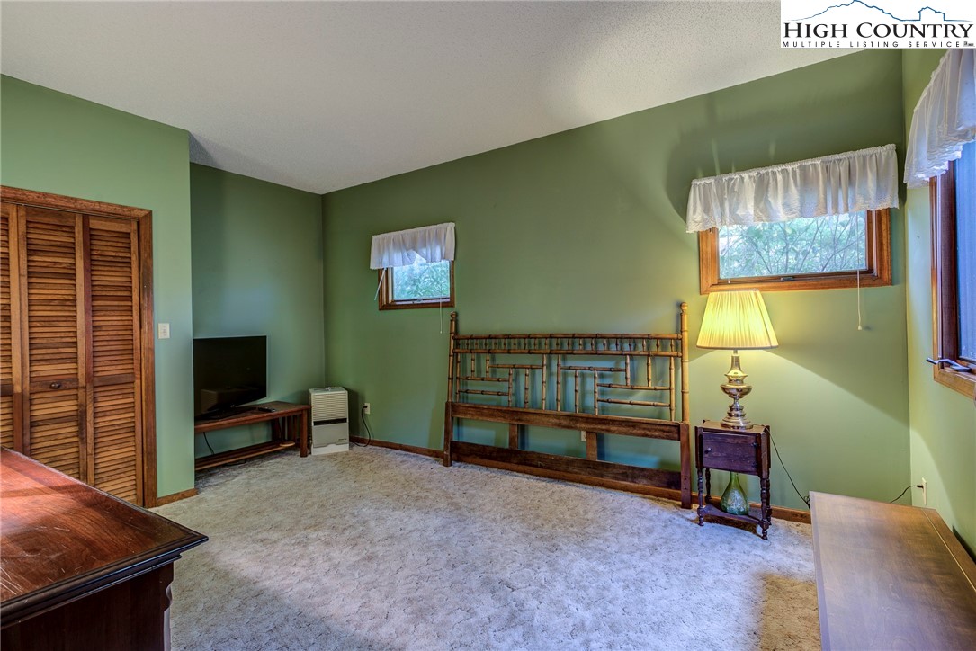 249 Red Bird Lane Property Photo 10