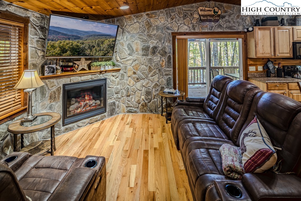 719 Pine Ridge Road Property Photo 6