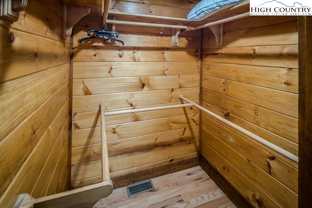 719 Pine Ridge Road Property Photo 19