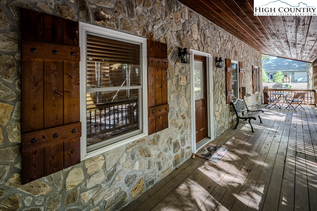 719 Pine Ridge Road Property Photo 30