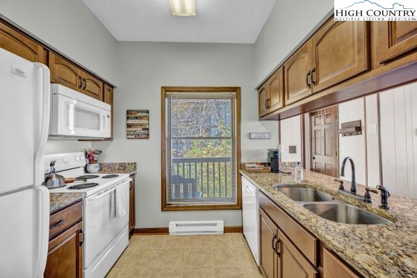 144 Skyleaf Lane 703 Property Photo 14