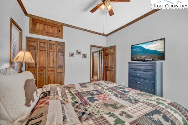 144 Skyleaf Lane 703 Property Photo 20