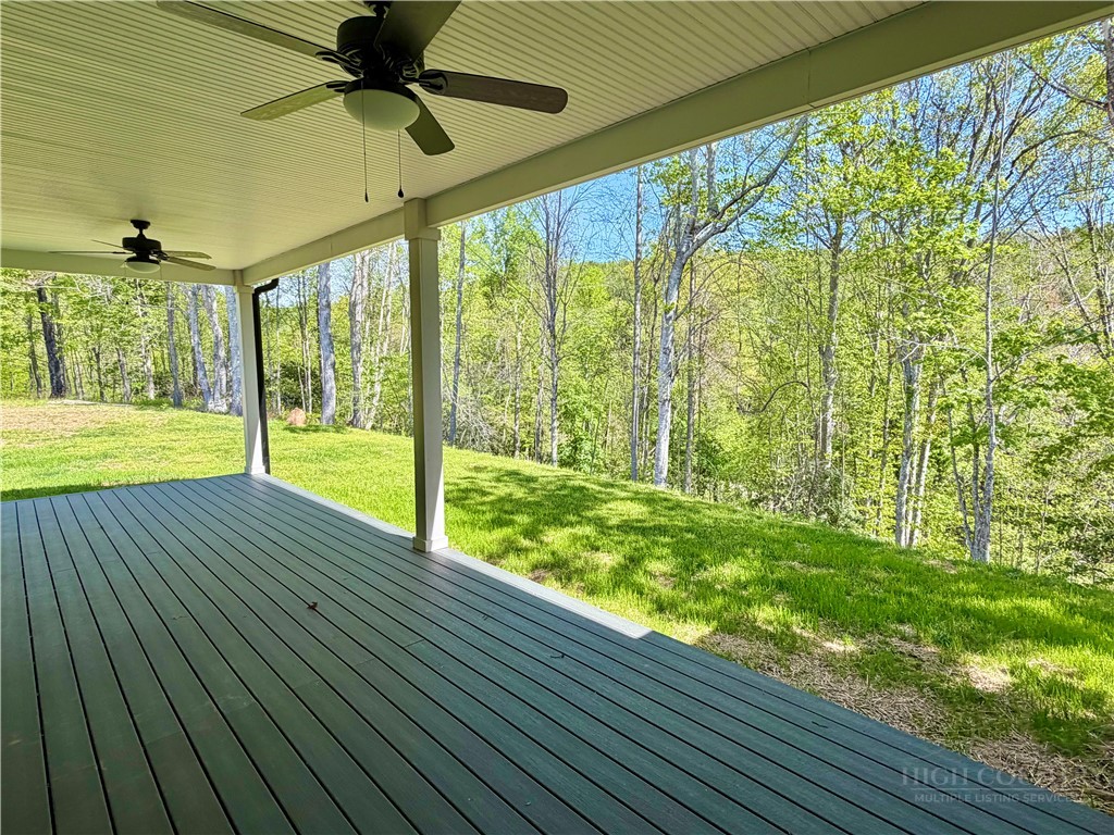 201 Whispering River Drive Property Photo 20