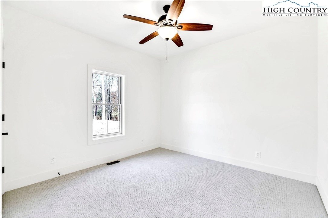 201 Whispering River Drive Property Photo 39