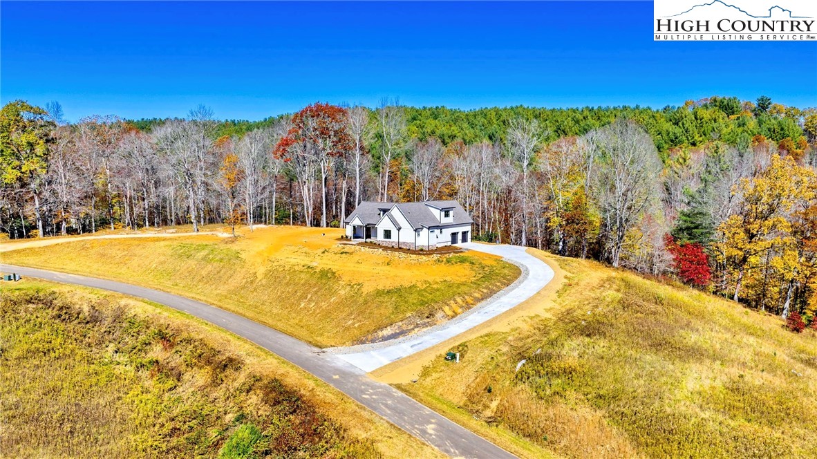 201 Whispering River Drive Property Photo 48
