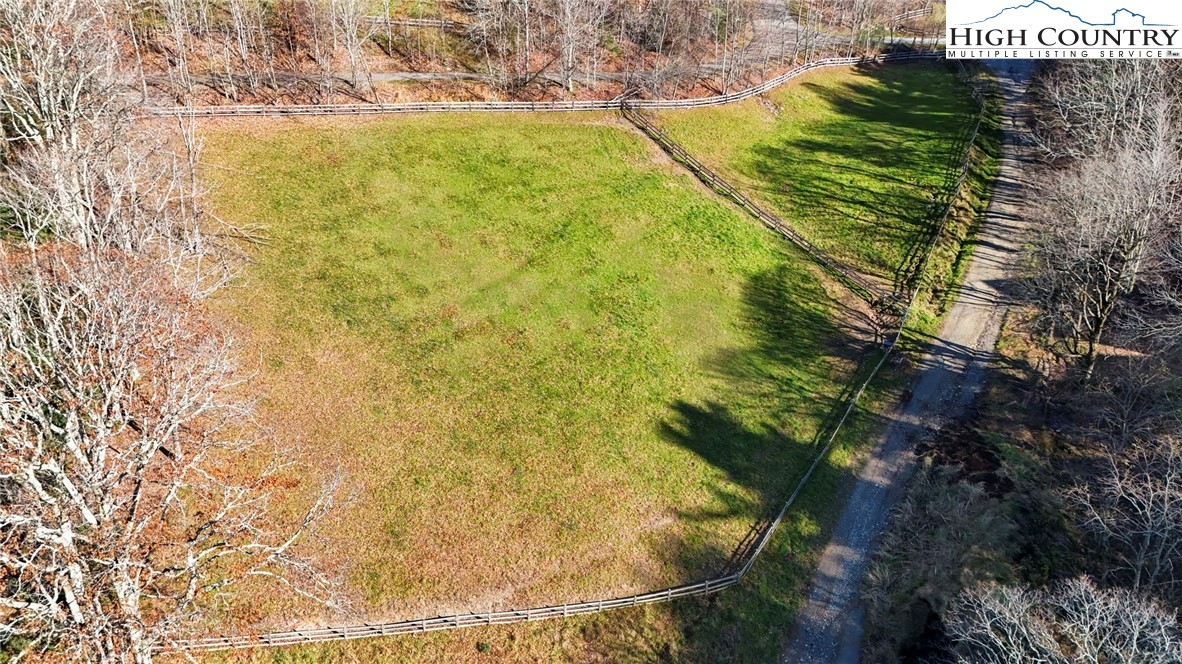 223 & 185 Pine Hill Road Property Photo 10