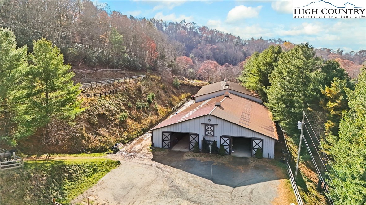 223 & 185 Pine Hill Road Property Photo 13