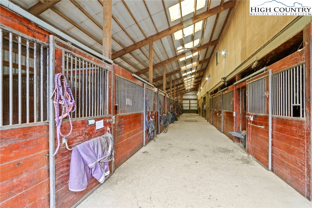 223 & 185 Pine Hill Road Property Photo 15