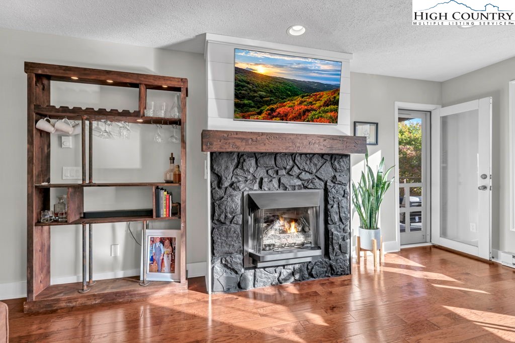 157 Hawks Peak Lane 212 Property Photo 12