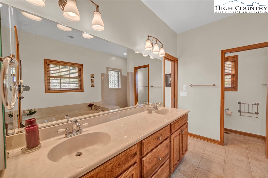 121 Spruce Hollow Road Property Photo 22