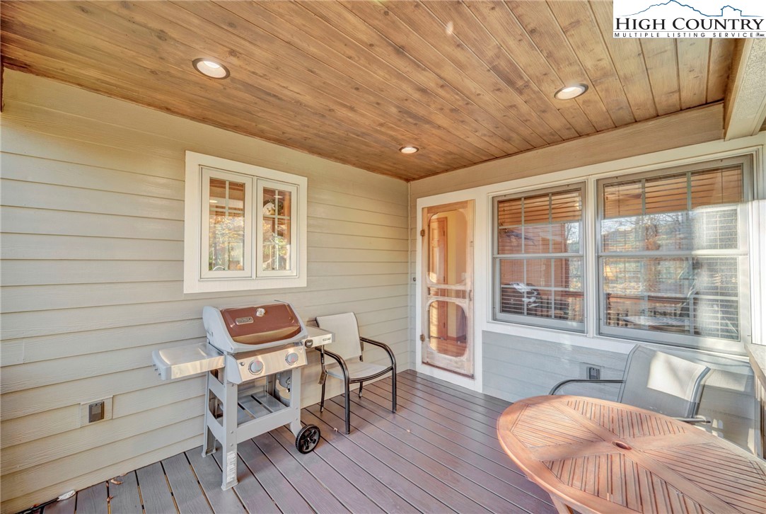 121 Spruce Hollow Road Property Photo 46