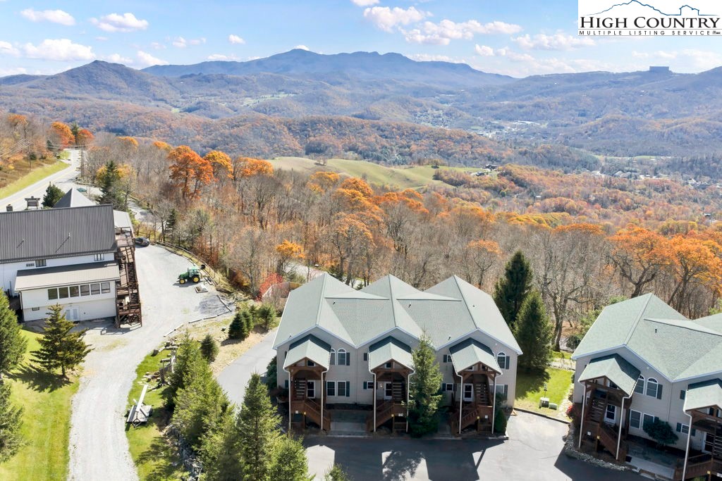 3441 Beech Mountain Parkway A6 Property Photo 1