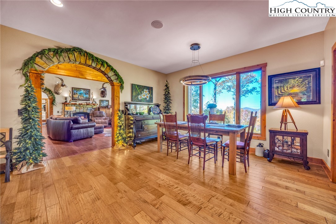 2650 Carson Woods Road Property Photo 4