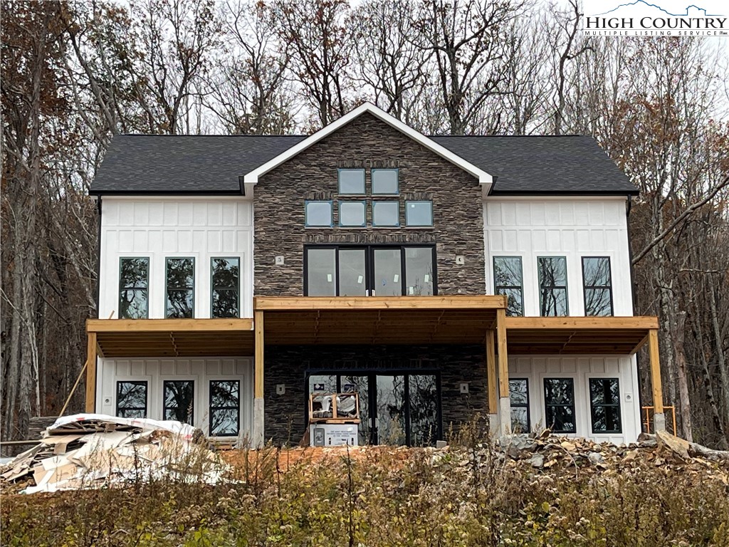 2120 Elk Creek Mountain Parkway Property Photo 1