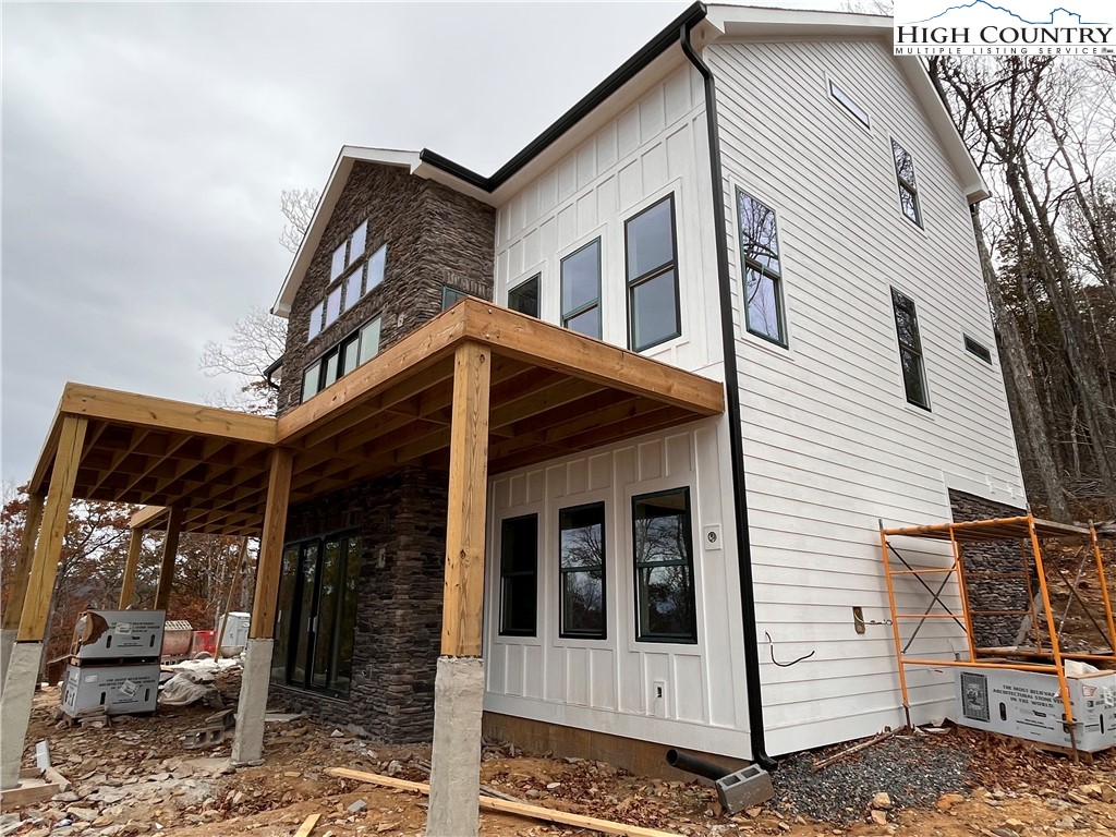 2120 Elk Creek Mountain Parkway Property Photo 5