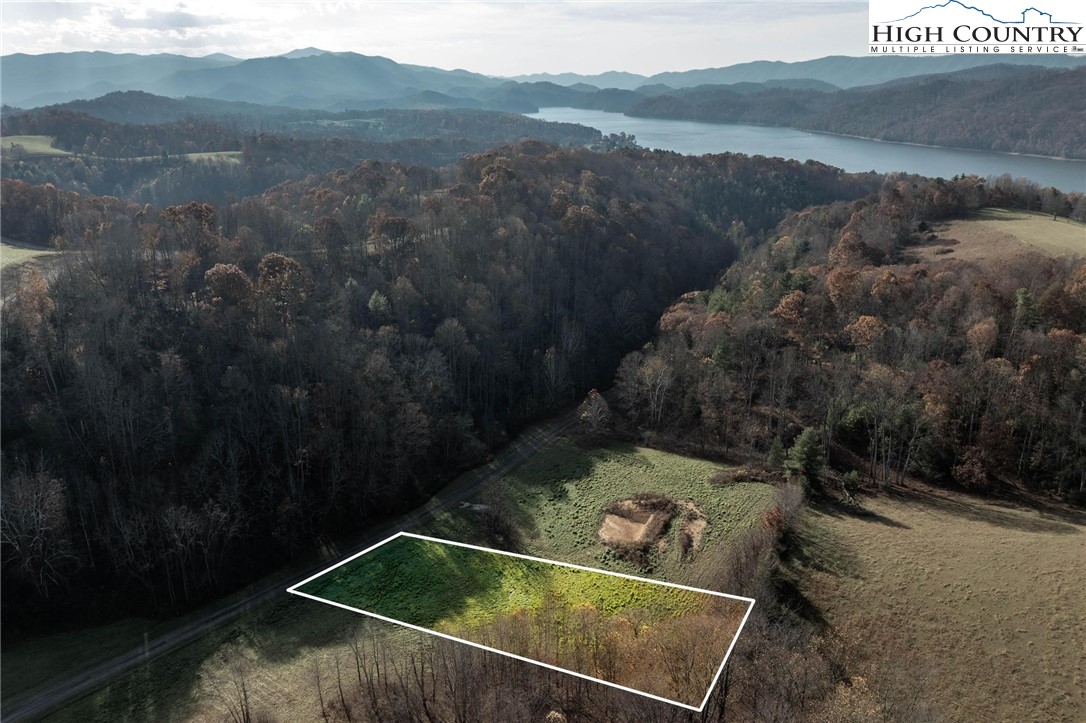 Lot 18 Silver Oak Road Property Photo 1