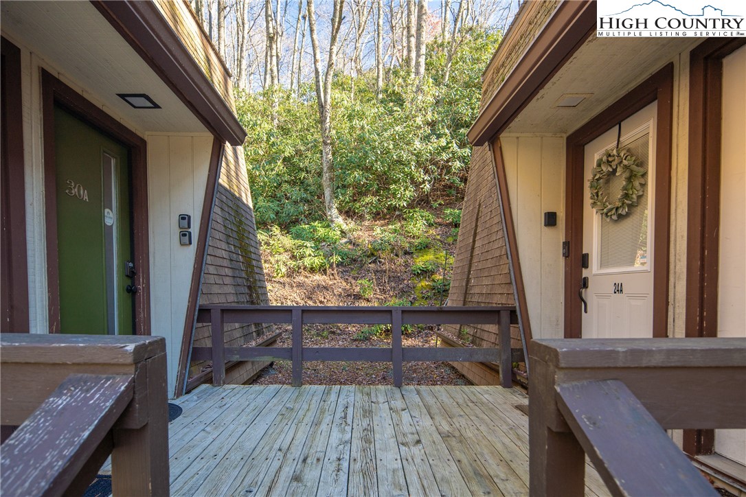 24 Creekside Drive A Property Photo 19