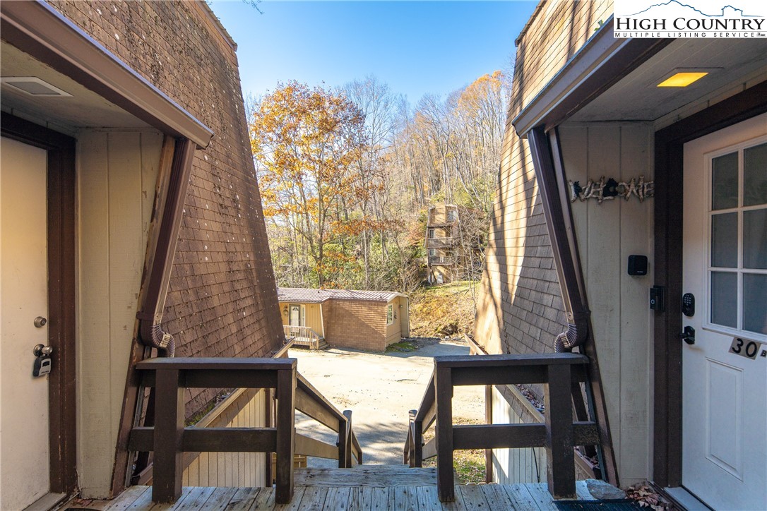 24 Creekside Drive A Property Photo 21