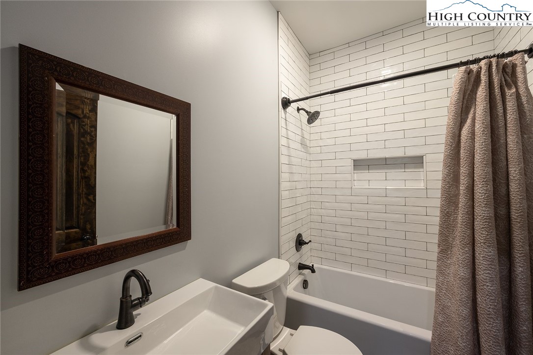 414 Elk Horn Road Property Photo 13