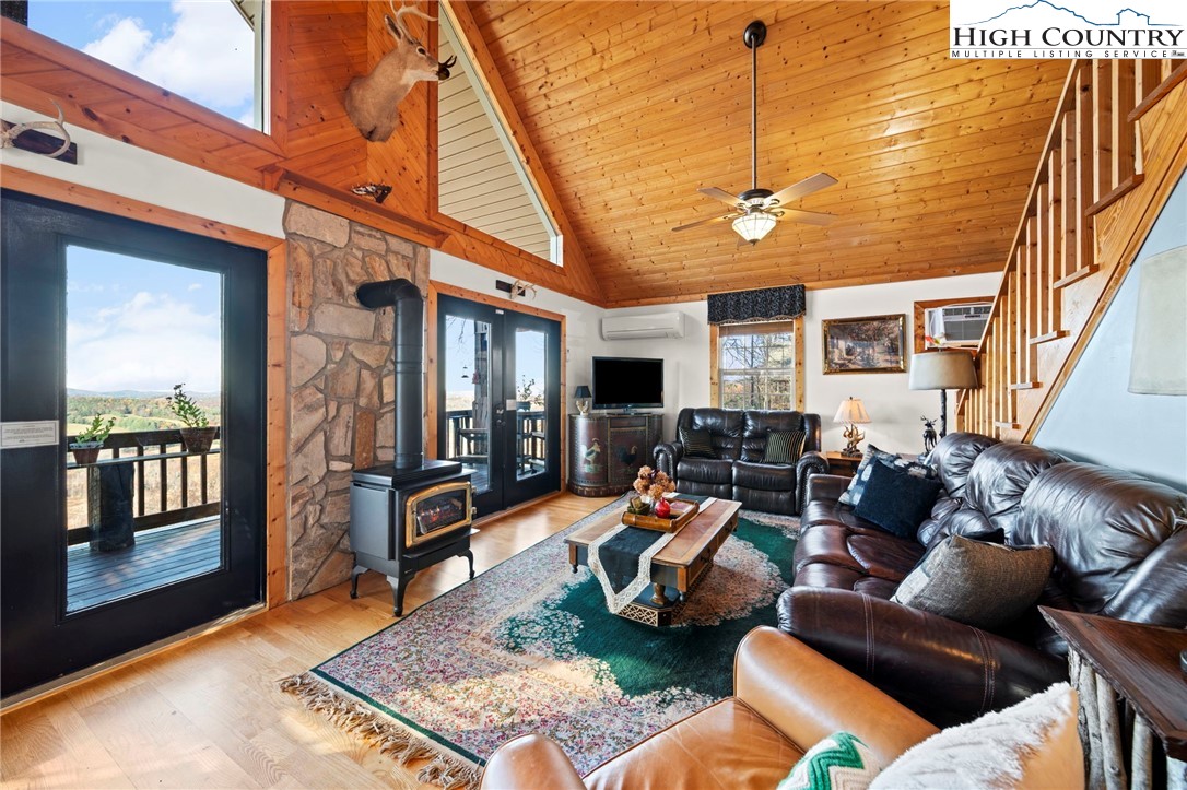 1902 Brown Road Property Photo 8
