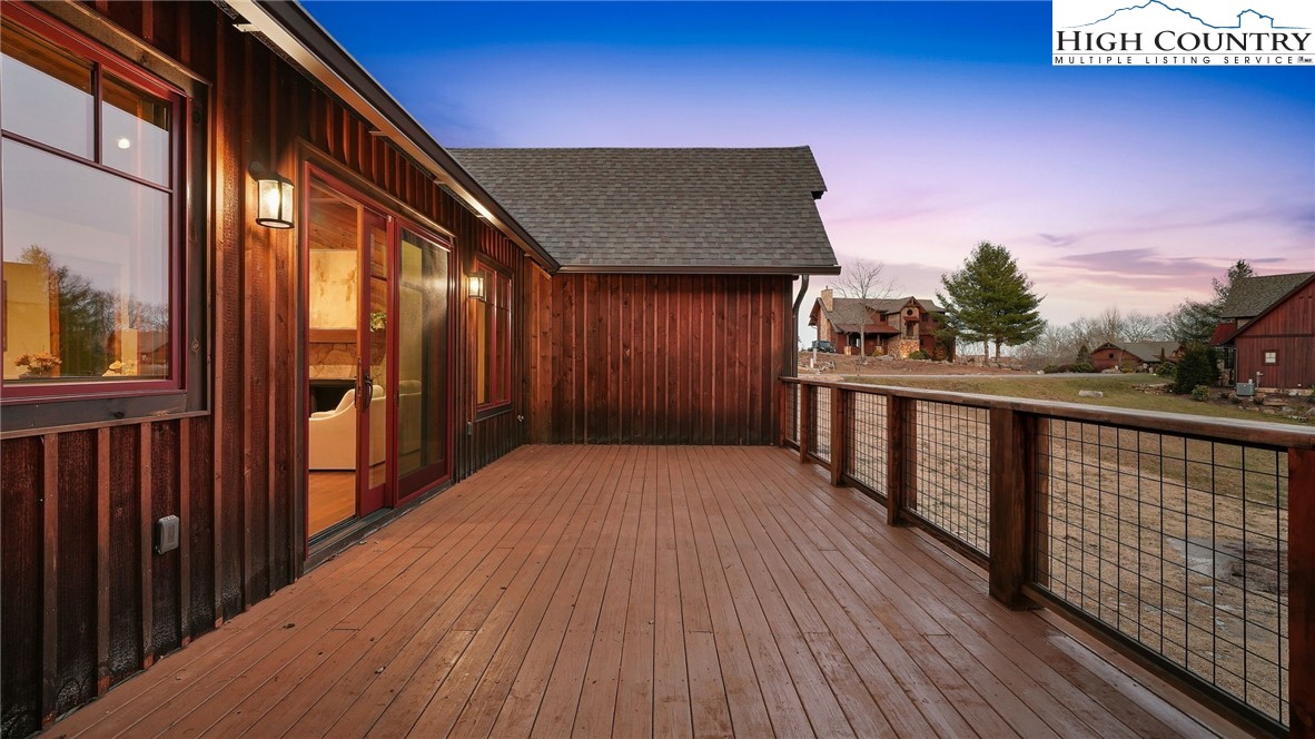123 High Country Overlook Property Photo 9