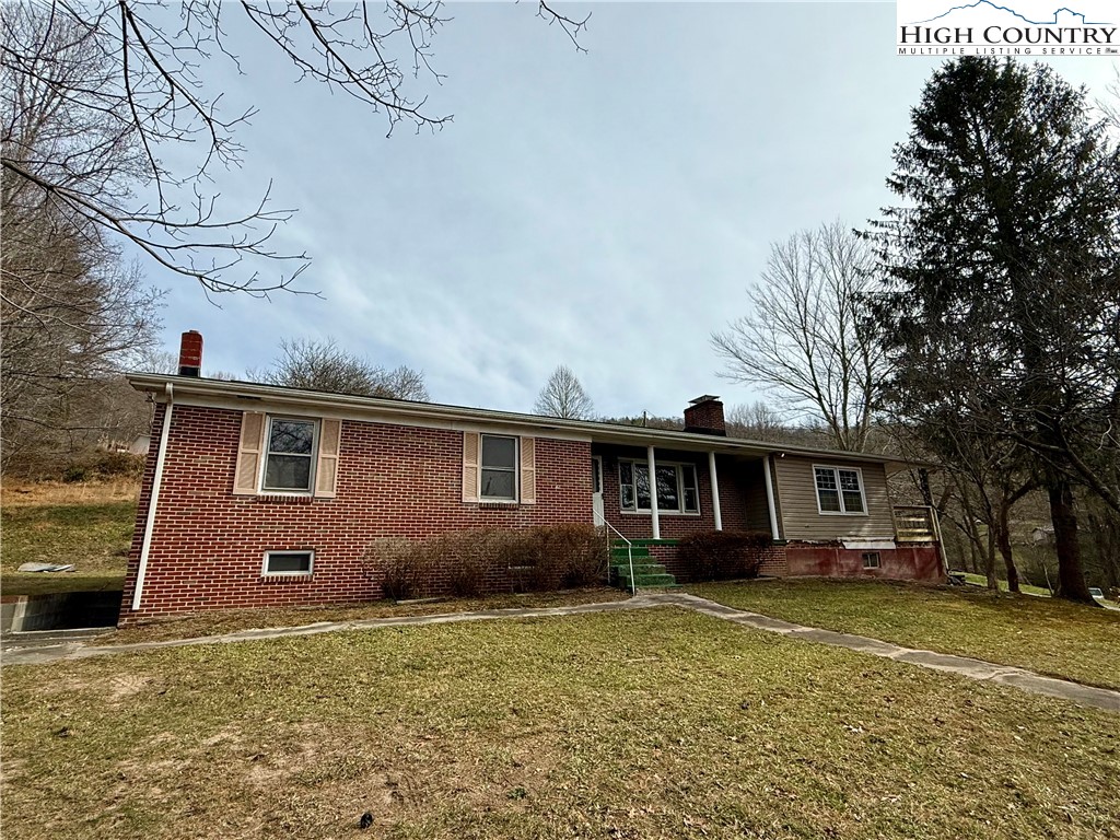 365 Ollis Road Property Photo 1